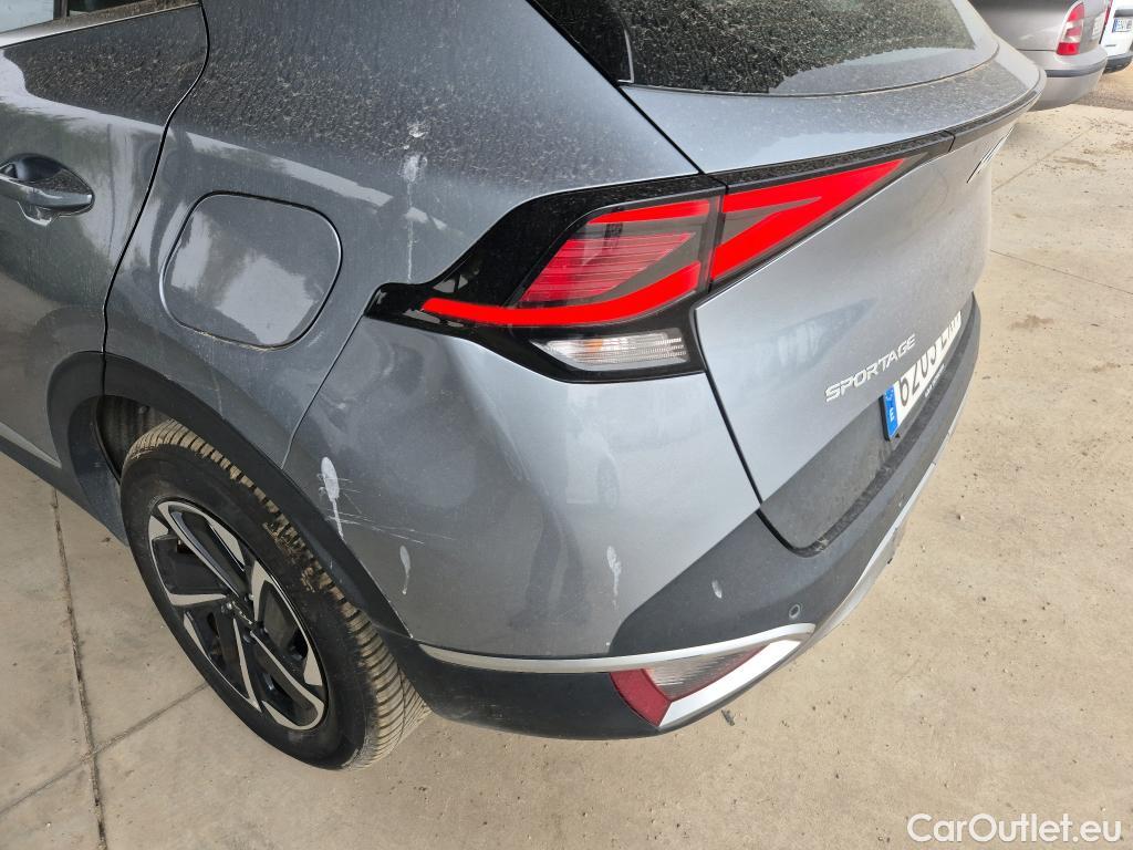  KIA  Sportage KIA  / 2022 / 5P / todoterreno 1.6 T-GDi HEV 171kW (230CV) Drive 4X2 #20