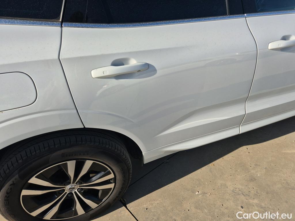  Volvo  XC60 VOLVO   2.0 B4 D AWD Momentum 200 CV #20