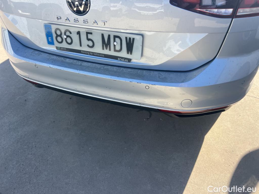  Volkswagen  Passat VOLKSWAGEN  / 2019 / 5P / familiar Variant Business 2.0 TDI 90kW(122CV) DSG #13