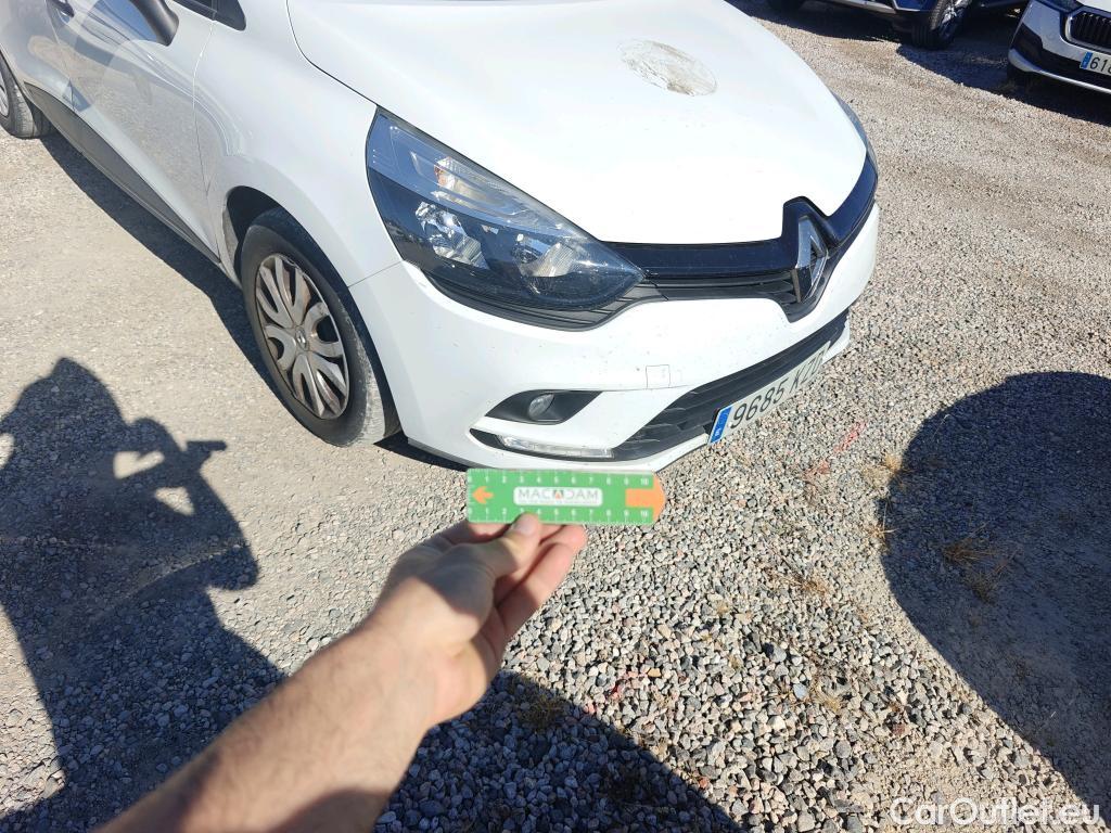  Renault  Clio RENAULT  / 2016 / 5P / berlina con portón Business dCi 55kW (75CV) -18 #33