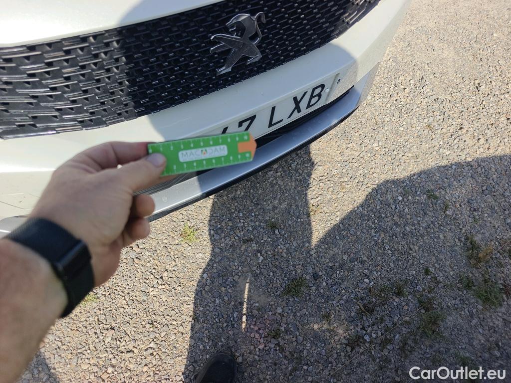  Peugeot  3008 PEUGEOT  / 2020 / 5P / todoterreno 1.5 BlueHDi 96kW S&S GT EAT8 #30
