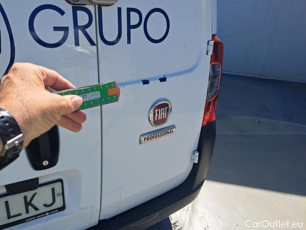  Fiat  Fiorino FIAT  / 2016 / 3P / furgón derivado de turismo Cargo Base 1.4 Natural Power 51kW (70CV) #1