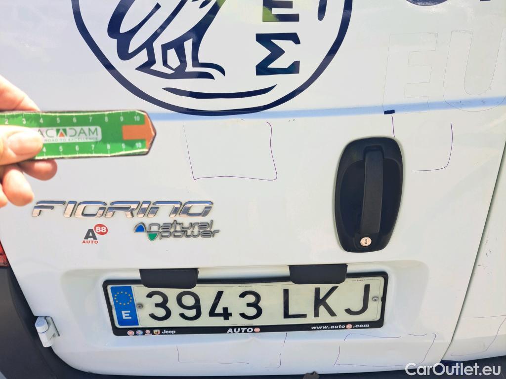  Fiat  Fiorino FIAT  / 2016 / 3P / furgón derivado de turismo Cargo Base 1.4 Natural Power 51kW (70CV) #3