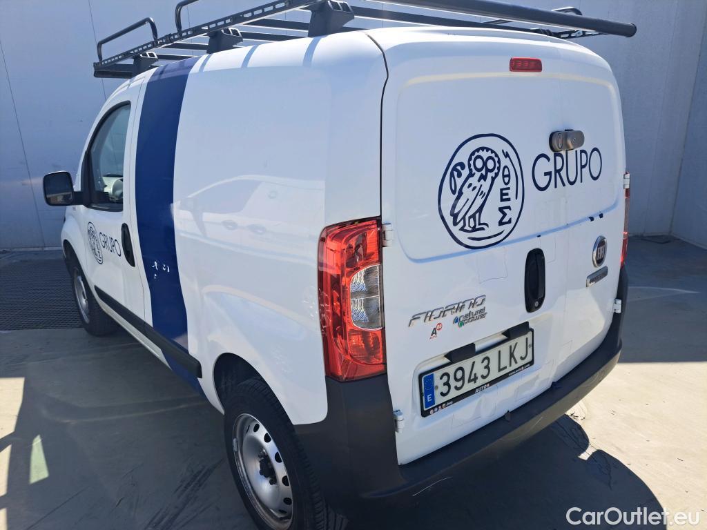  Fiat  Fiorino FIAT  / 2016 / 3P / furgón derivado de turismo Cargo Base 1.4 Natural Power 51kW (70CV) #13