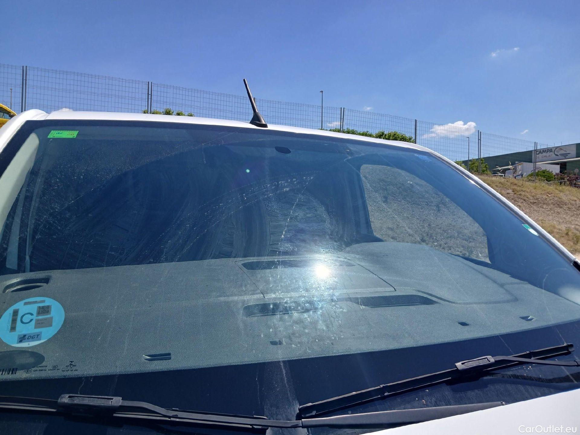  Opel  Vivaro OPEL  / 2019 / 4P / furgón 1.5 Diésel 74kW (100CV) M Std Express (AC) #23
