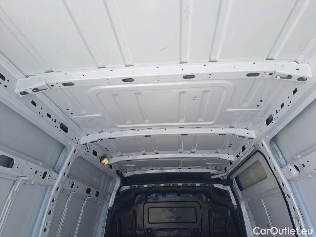  Opel  Movano OPEL  / 2019 / 4P / furgón 2.3 CDTI S/S 110kW (150CV) L2 H2 F 3.5t #18