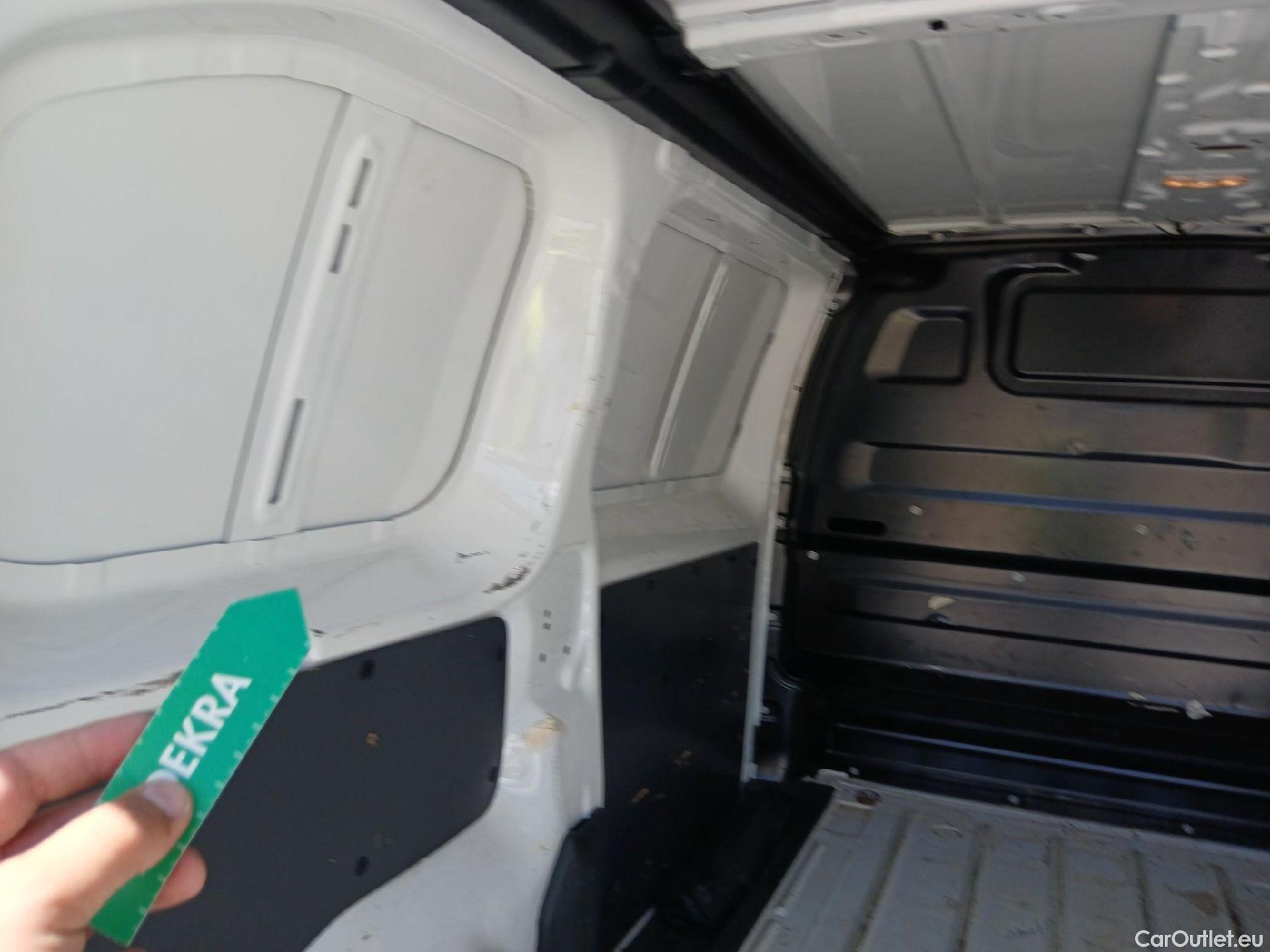  Opel  Vivaro OPEL  / 2019 / 4P / furgón 1.5 Diésel 74kW (100CV) M Std Express (AC) #9