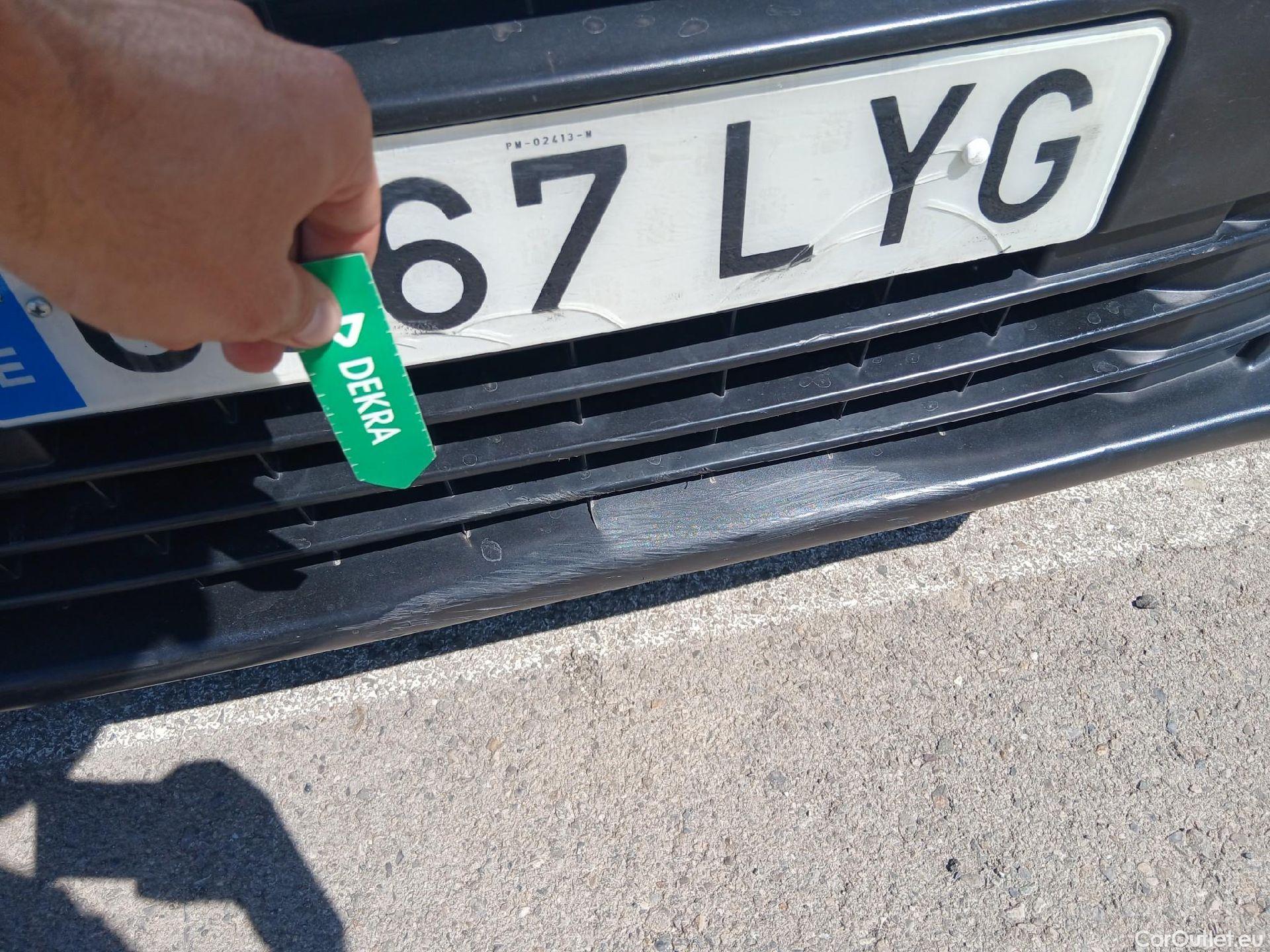  Peugeot  Expert PEUGEOT  / 2016 / 4P / furgón Furgón Premium 1.5 BlueHDi 120 Standard #4