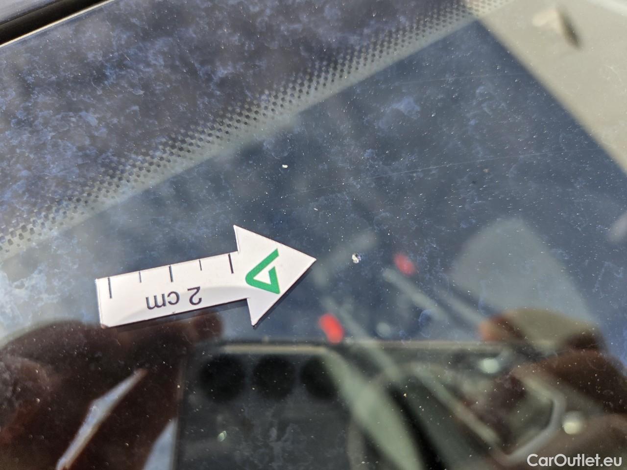  Volkswagen  Golf  Life 1.0 TSI #20