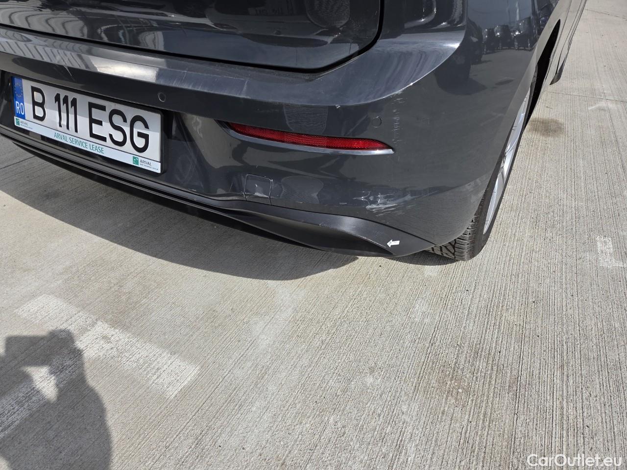  Volkswagen  Golf  Life 1.0 TSI #39