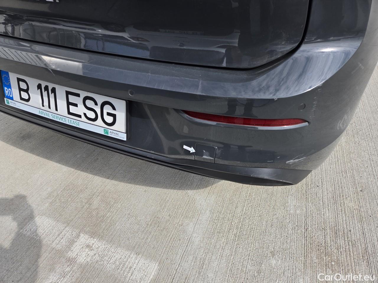  Volkswagen  Golf  Life 1.0 TSI #43
