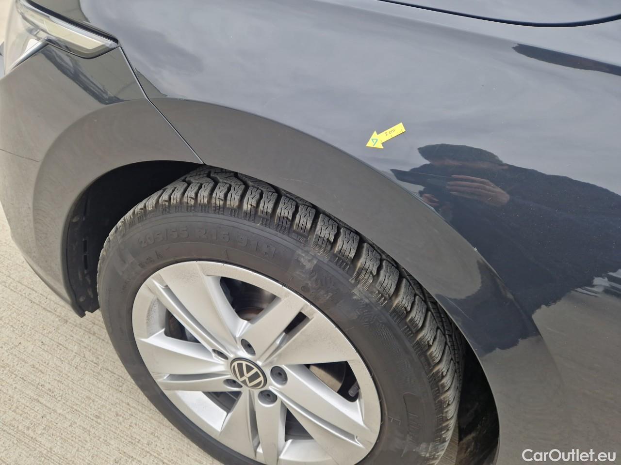  Volkswagen  Golf  Life 1.0 TSI #6