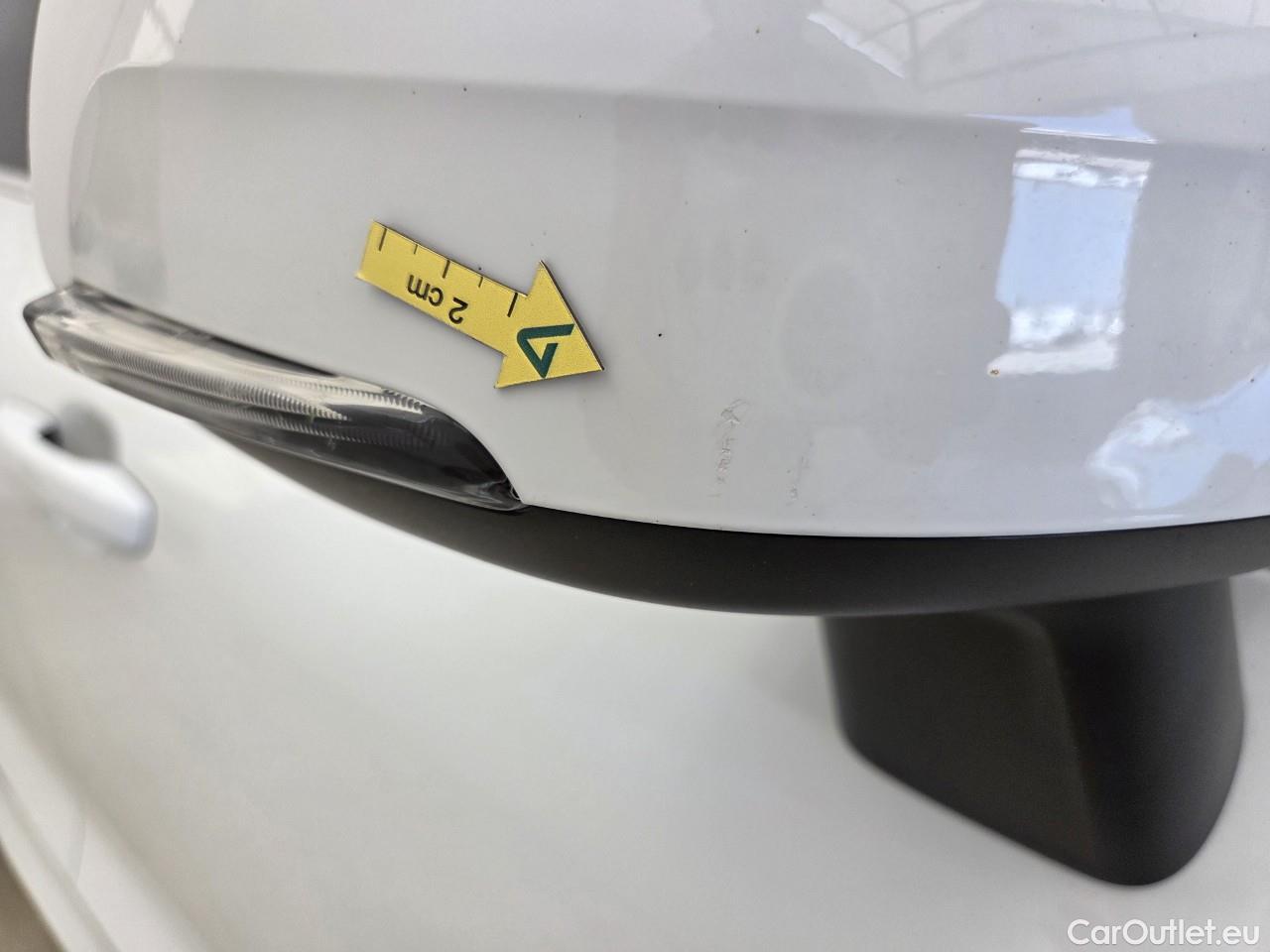  Volvo  XC60 2.0 B4 D 197CP Momentum Pro AT8 AWD #31