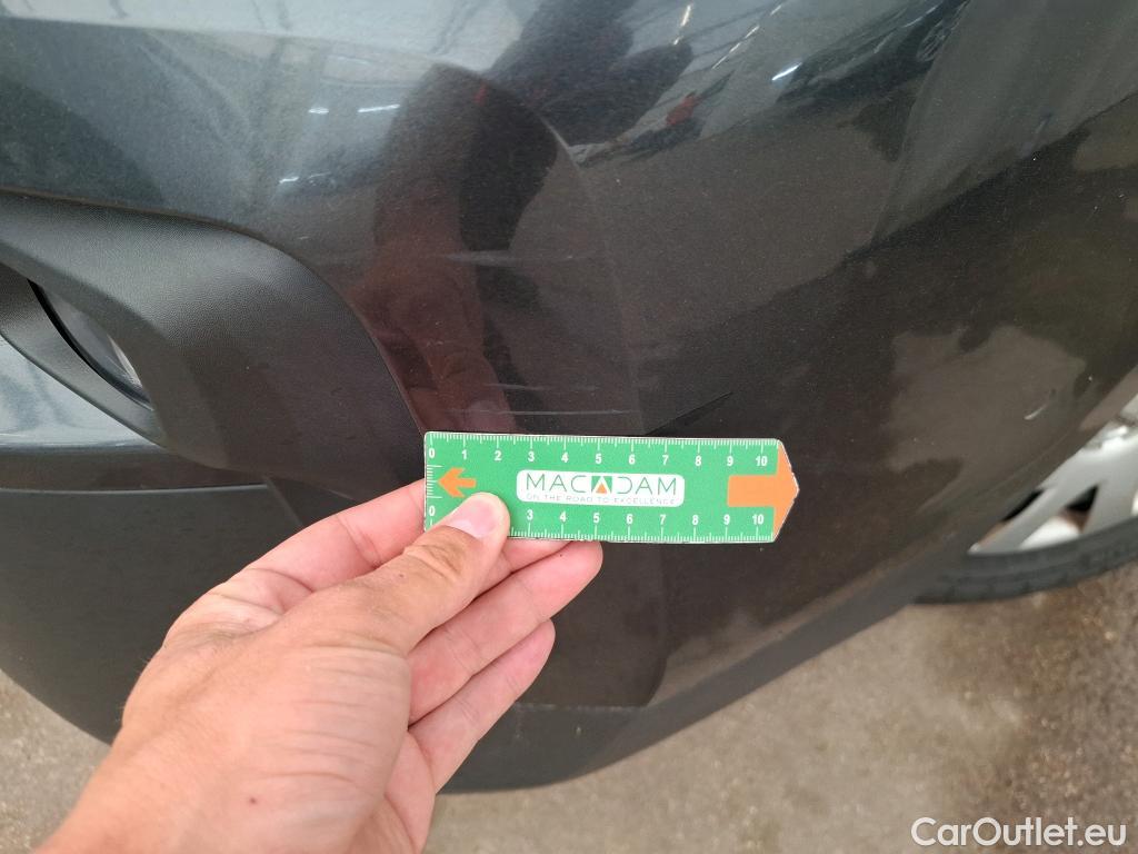  Nissan  NV300 NISSAN  5p Combi 1.6DCI 145 S/S N-CON L2H1 3.0T #5