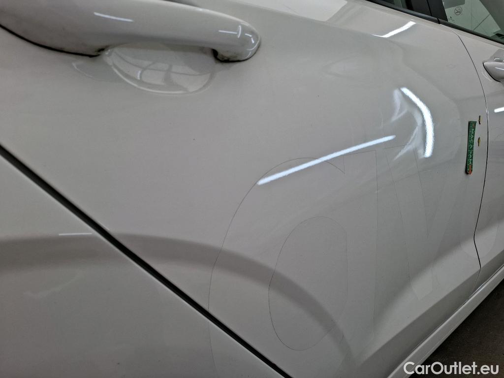  Hyundai  i10  Intuitive 1.0 65CV BVM5 E6d #7