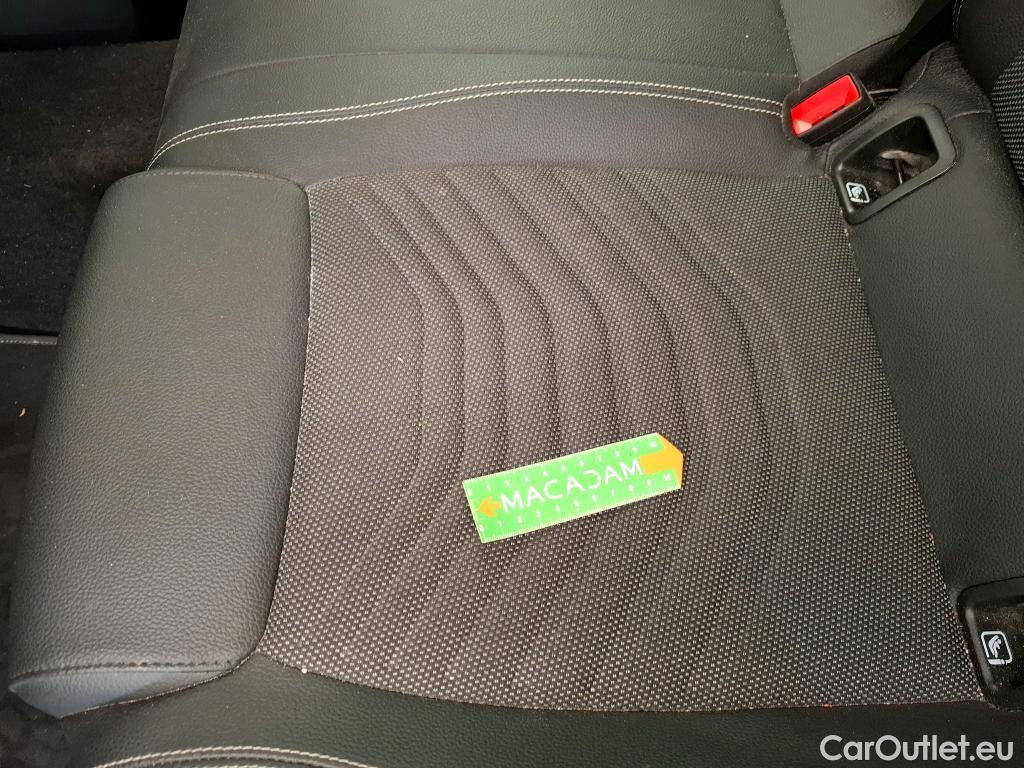  Mercedes  A-Klasse MERCEDES-BENZ Classe A Compact / 2018 / 5P / Berline A 180 d Business Line #23