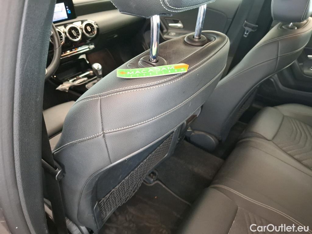  Mercedes  A-Klasse MERCEDES-BENZ Classe A Compact / 2018 / 5P / Berline A 180 d Business Line #11