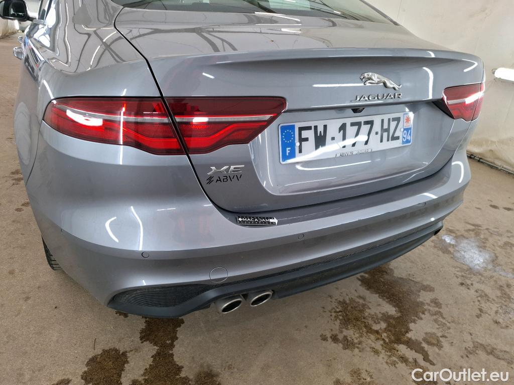  Jaguar  XF JAGUAR XE / 2019 / 4P / Berline D180 S STANDARD AUTO #8