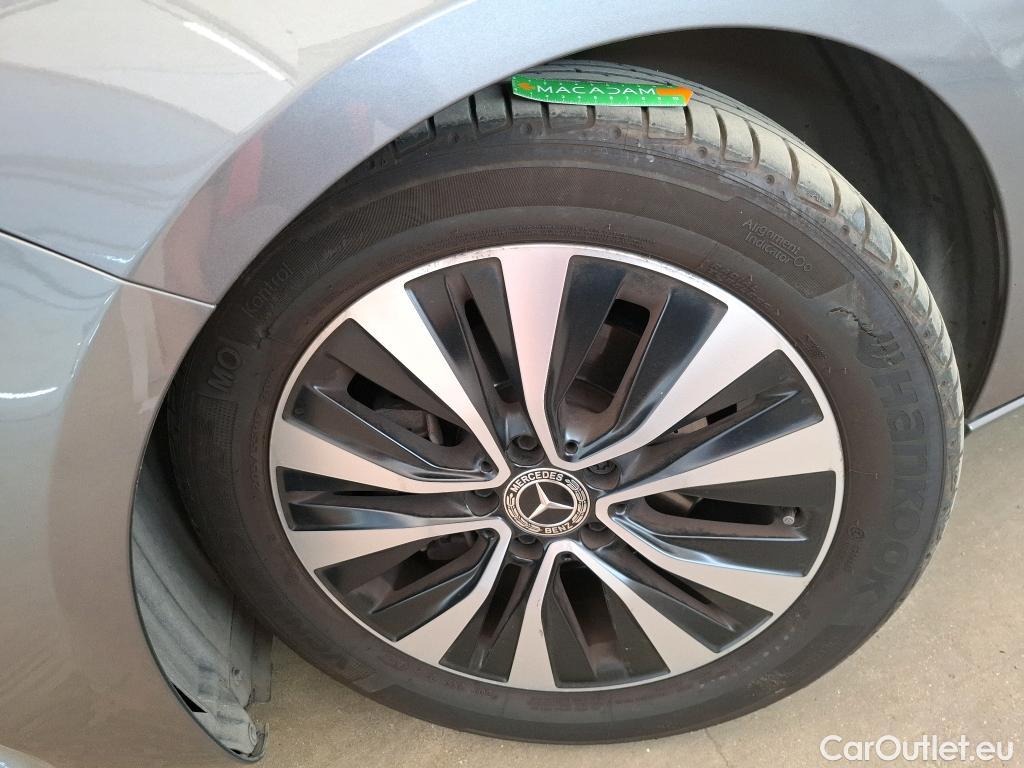  Mercedes  A-Klasse MERCEDES-BENZ Classe A Compact / 2018 / 5P / Berline A 180 d Business Line #3