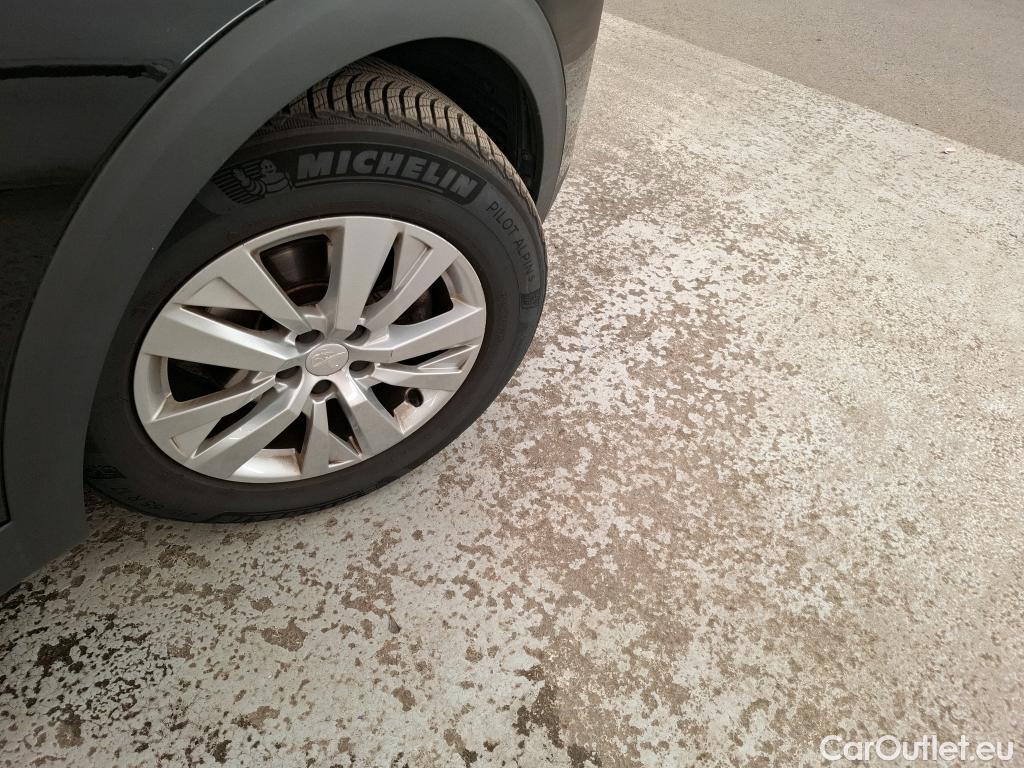  Peugeot  3008  Active Pack 1.5 HDi 130CV BVA8 E6d #4