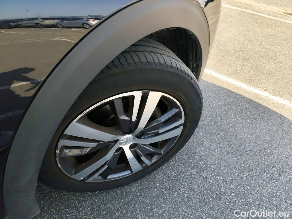  Peugeot  3008  Allure Pack 1.5 HDi 130CV BVA8 E6d #34