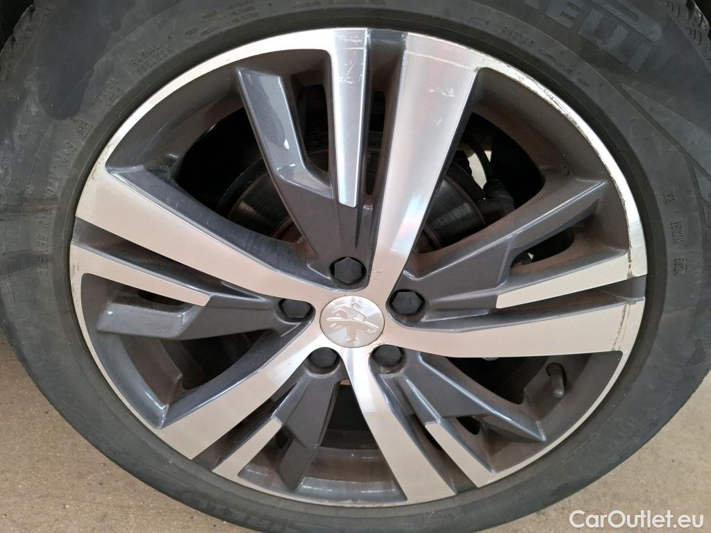  Peugeot  5008  Allure 1.5 HDi 130CV BVA8 7 Sieges E6d #10