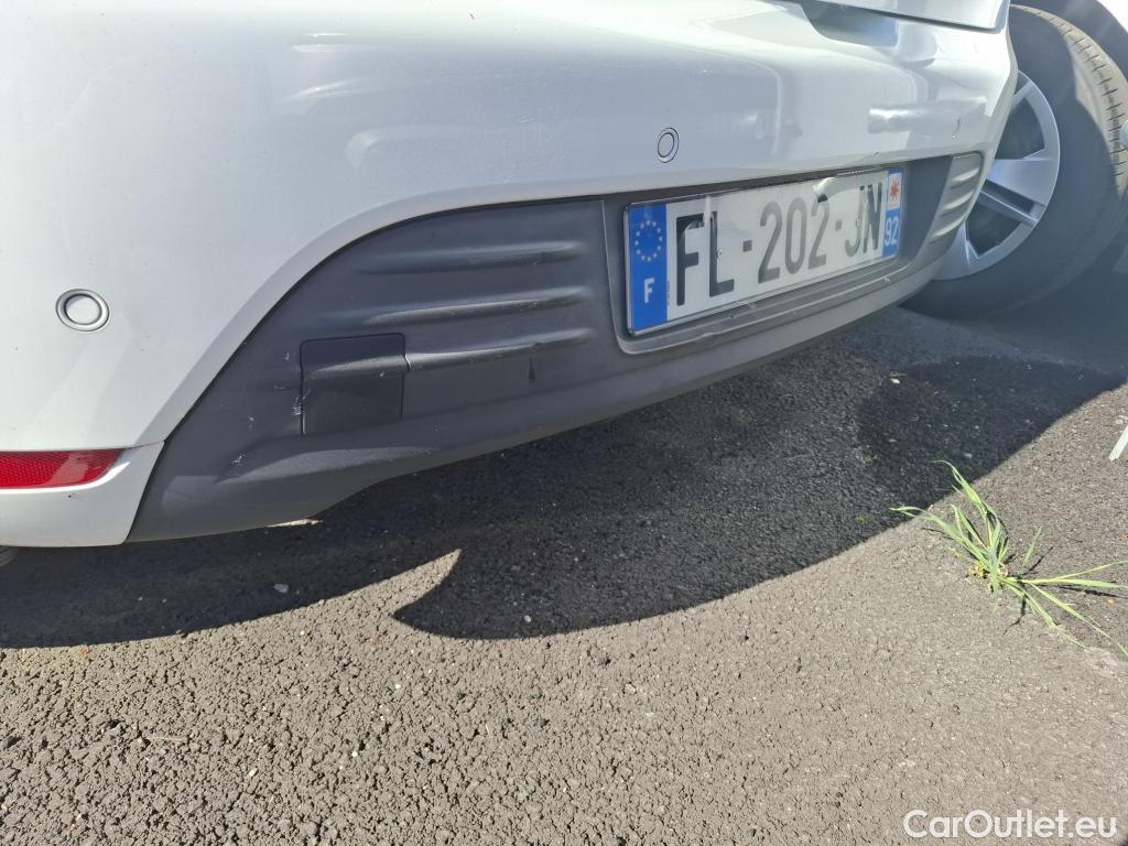  Renault  Clio RENAULT  / 2016 / 5P / Berline &Business TCe 90 #45