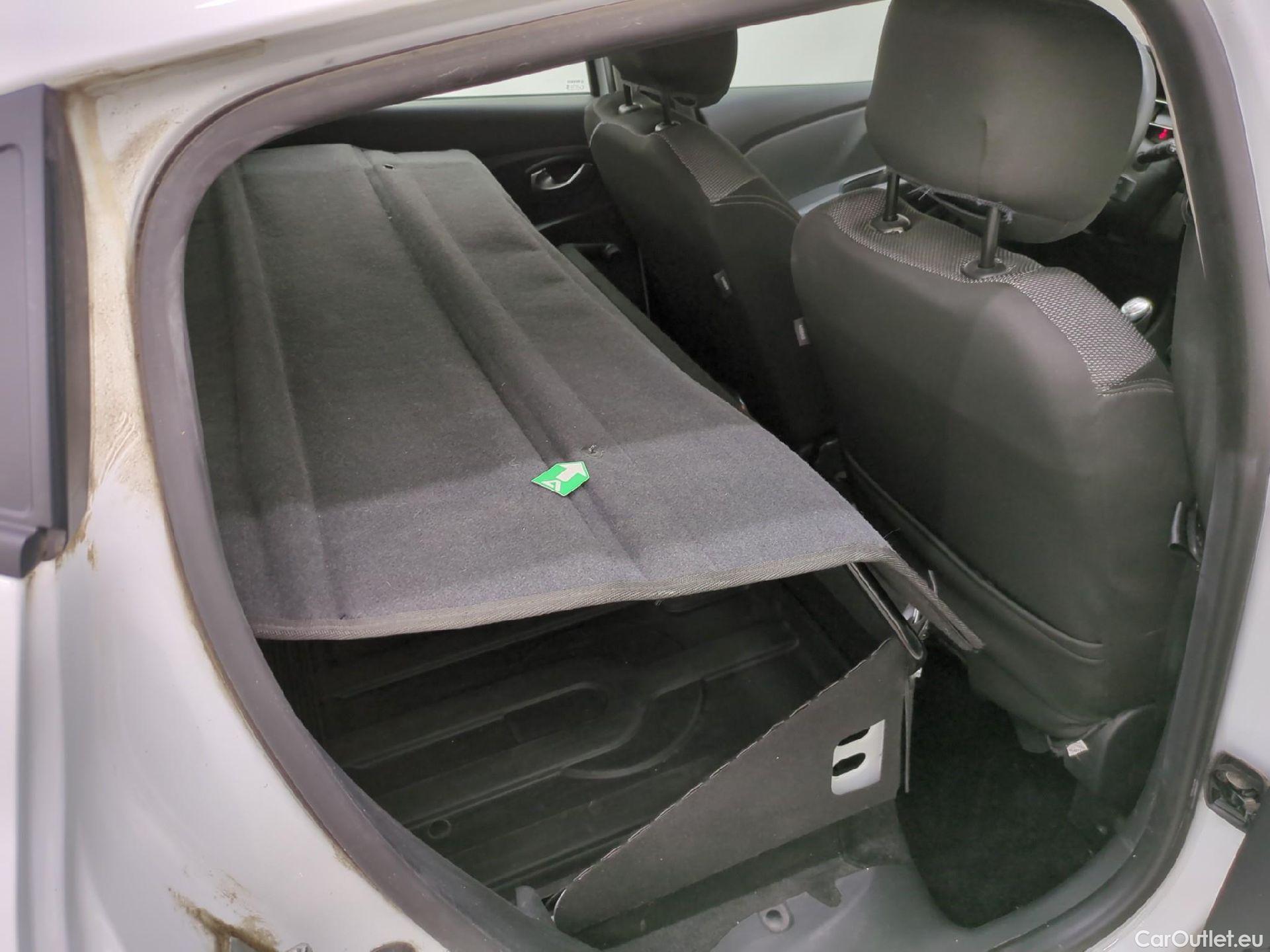  Renault  Clio  IV Air 1.5 dCi 75CV BVM5 E6 #1