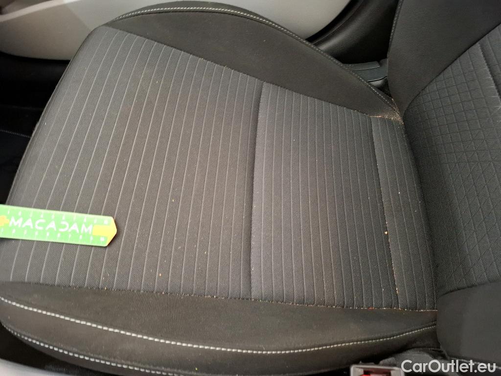  Hyundai  i20 HYUNDAI  / 2020 / 5P / Berline 1.0 T-GDI 100 HYBRID 48V Business DCT-7 TVU #24