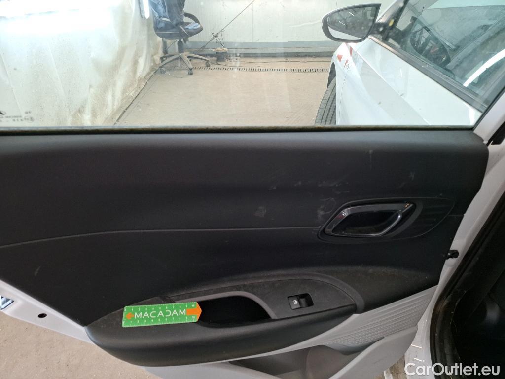  Hyundai  i20 HYUNDAI  / 2020 / 5P / Berline 1.0 T-GDI 100 HYBRID 48V Business DCT-7 TVU #8