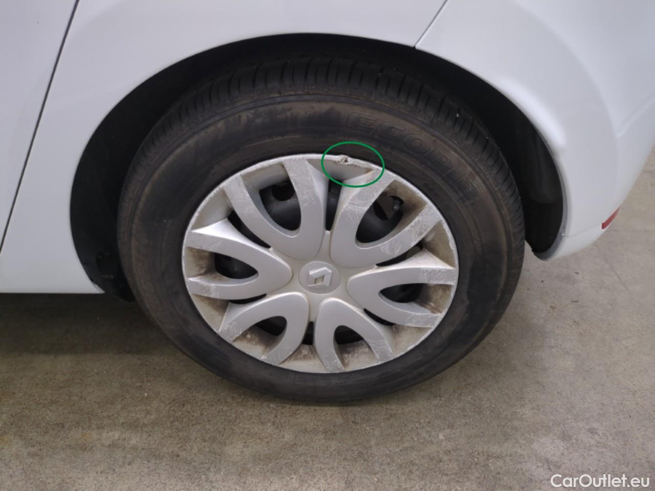  Renault  Clio  IV Air MediaNav 1.5 dCi 90CV BVM5 E6 #18