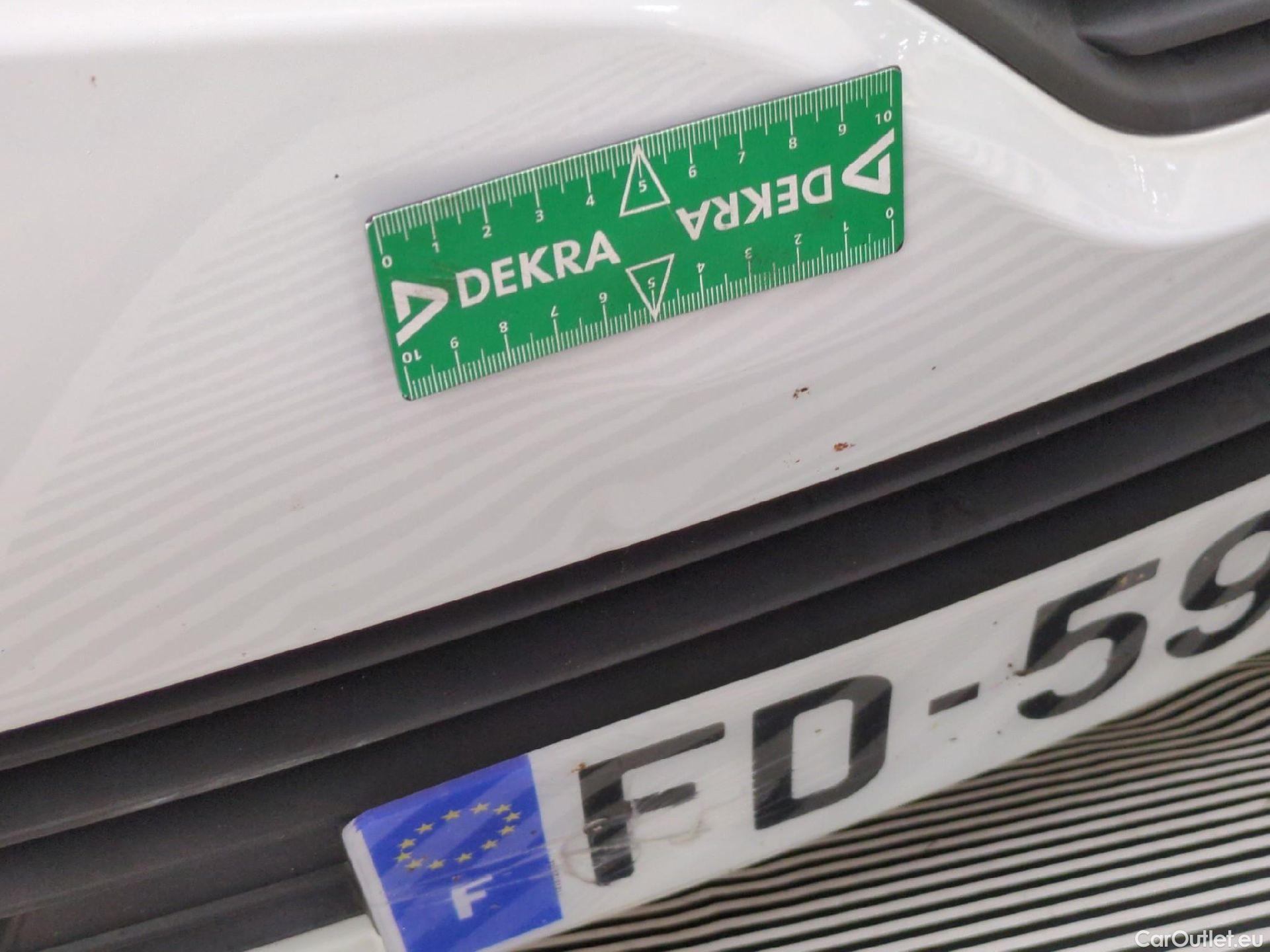  Renault  Clio  IV Air 1.5 dCi 75CV BVM5 E6 #24