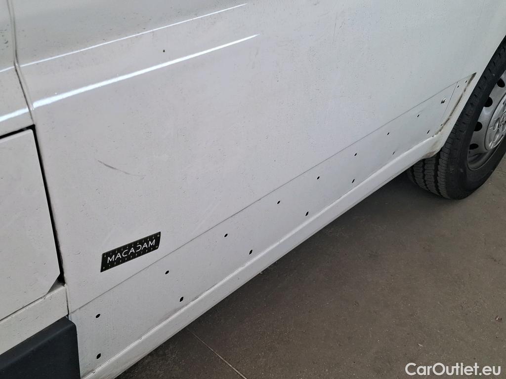  Peugeot  Boxer PEUGEOT  VU 4p Fourgon 2.0 BLUEHDI 110 PREMIUM PA 330 L1H2 #50