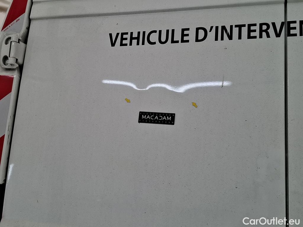  Peugeot  Boxer PEUGEOT  VU 4p Fourgon 2.0 BLUEHDI 110 PREMIUM PA 330 L1H2 #29