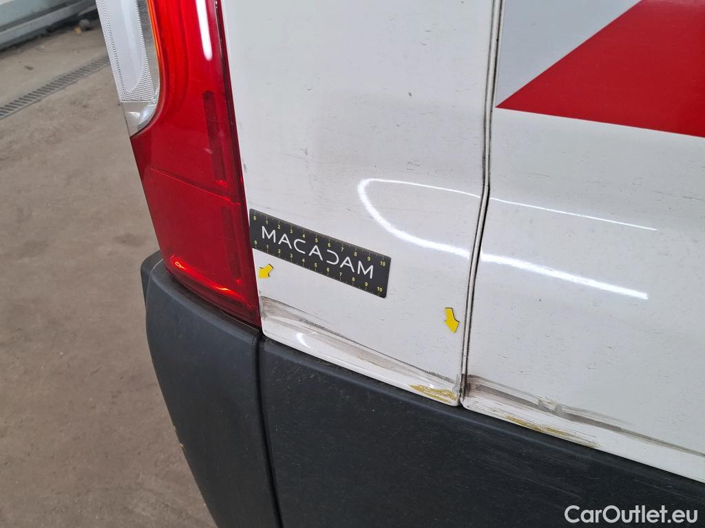  Peugeot  Boxer PEUGEOT  VU 4p Fourgon 2.0 BLUEHDI 110 PREMIUM PA 330 L1H2 #31