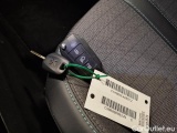  Peugeot  2008 PEUGEOT  / 2019 / 5P / CROSSOVER BLUEHDI 130 EAT8 ALLURE PACK S/S AUT. #6