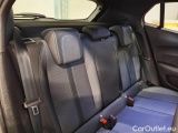  Peugeot  2008 PEUGEOT  / 2019 / 5P / CROSSOVER BLUEHDI 130 EAT8 ALLURE PACK S/S AUT. #17