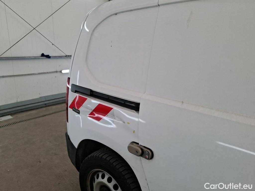  Citroen  Berlingo  Fourgon Worker M 1000 1.2 PureTech 130CV BVA8 E6d #1