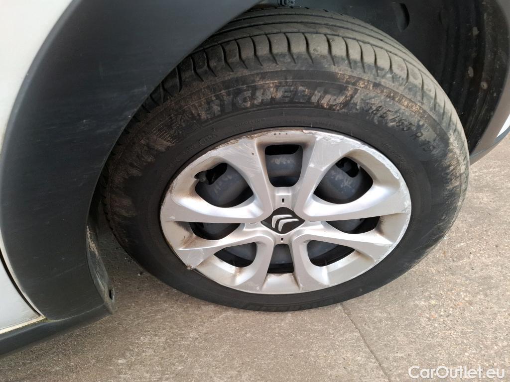  Citroen  C3  Société Feel 1.5 BlueHDI 100CV BVM6 E6d #36