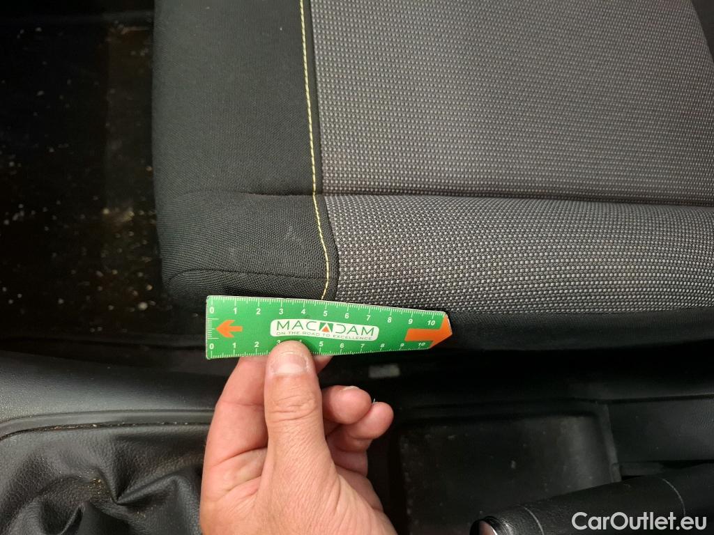  Citroen  C3  Feel 1.2 PureTech 70CV BVM5 E6dT #54