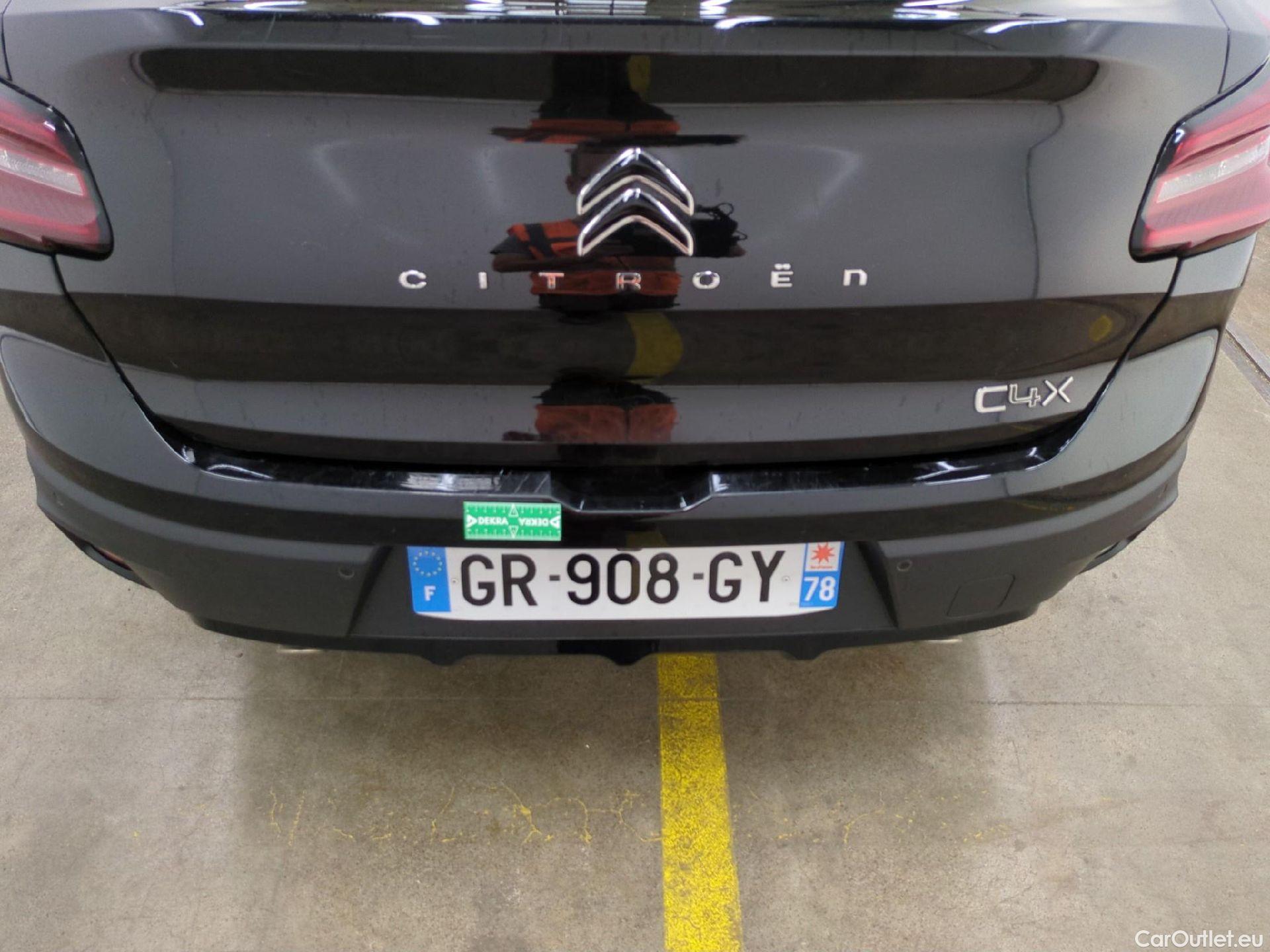  Citroen  C4 CITROEN  X / 2022 / 4P / Berline PureTech 130 S&S EAT8 Feel Pack #32