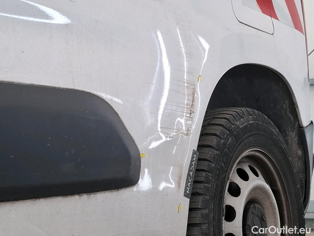  Citroen  Berlingo  Fourgon Worker M 1000 1.2 PureTech 130CV BVA8 E6d #13