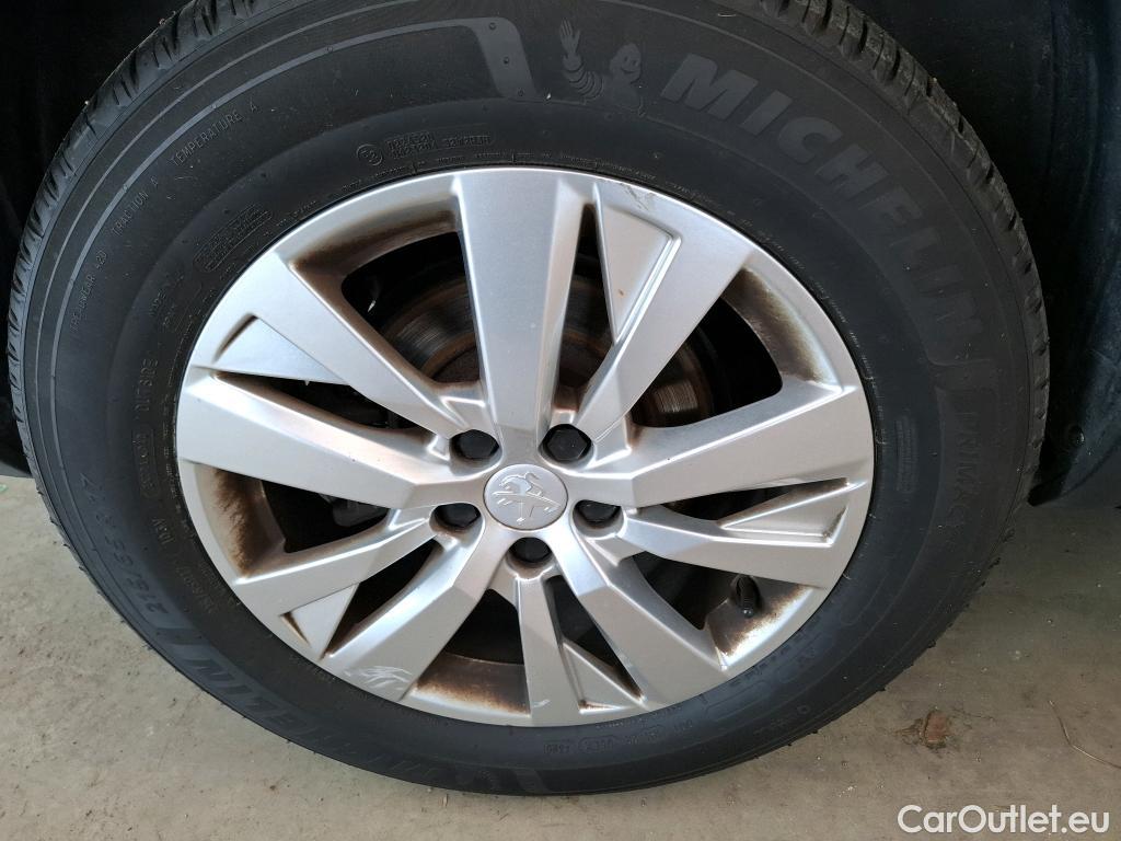  Peugeot  5008  Active Business 1.2 PureTech 130CV BVA8 7 Sieges E6d #27