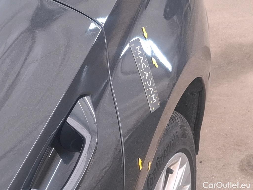  Audi  A3  Sportback 35 TDI Design Luxe 2.0 TDI 150CV BVA7 E6d #46