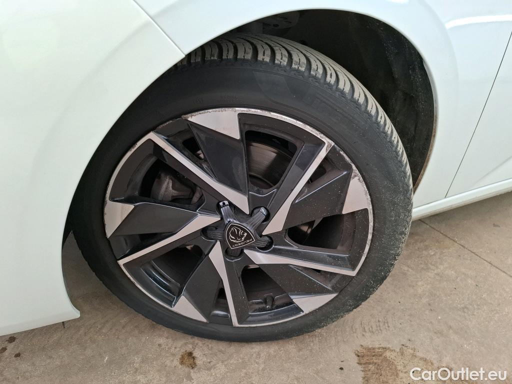  Peugeot  308  SW Allure Pack 1.2 PureTech 130CV BVM6 E6d #1