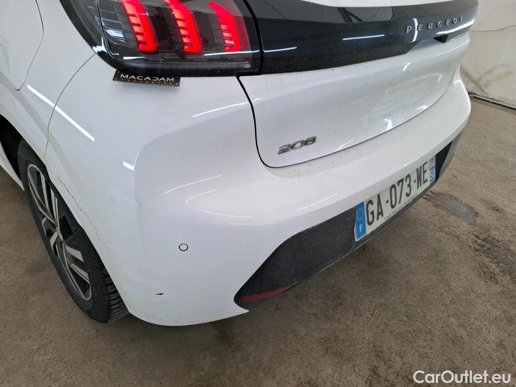  Peugeot  208  Allure Business 1.2 PureTech 100CV BVM6 E6d #1