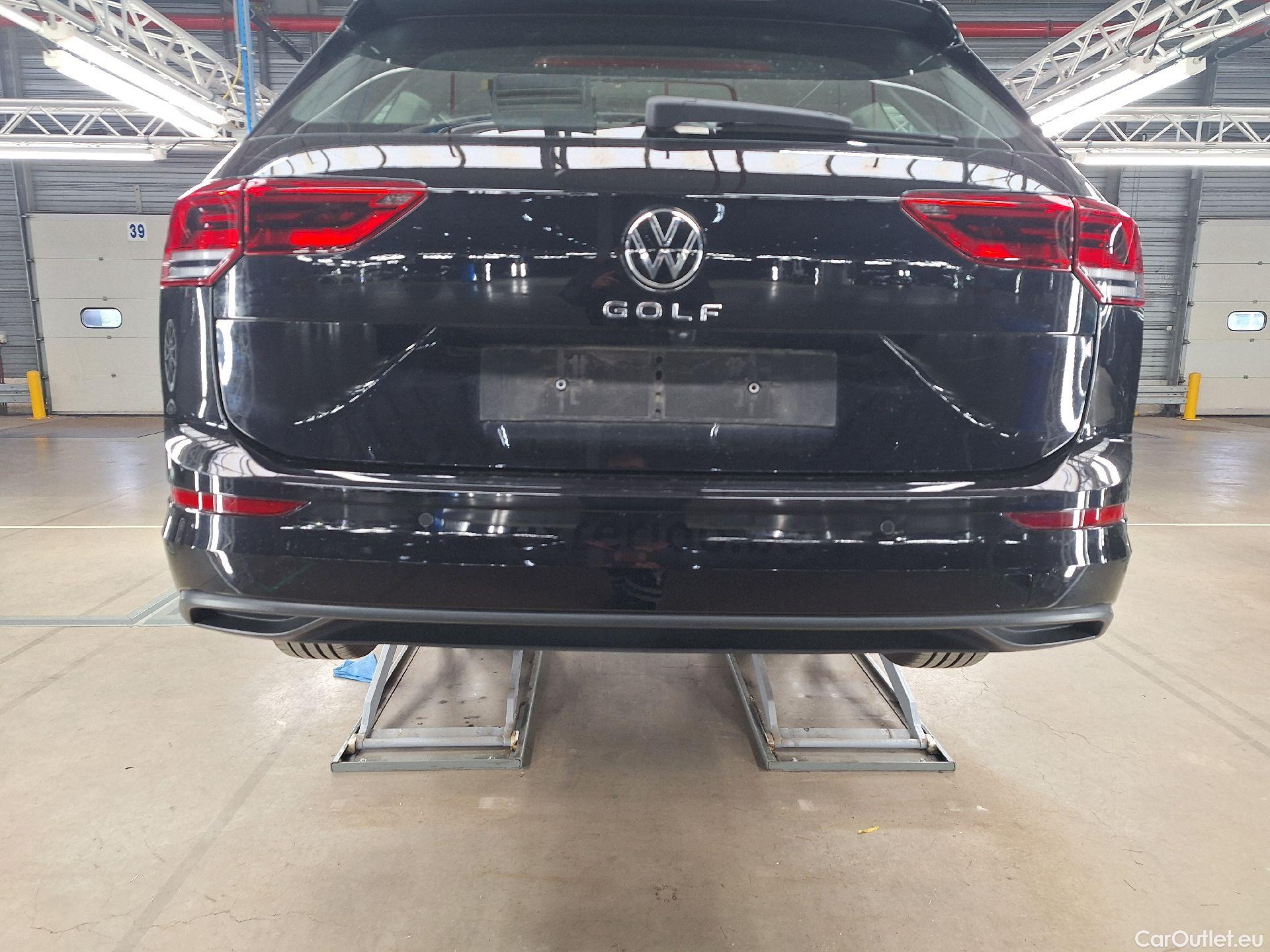  Volkswagen  Golf  VW, VIII Var '20, Volkswagen Variant VIII 1.0 TSI 81kW Life Bus #8