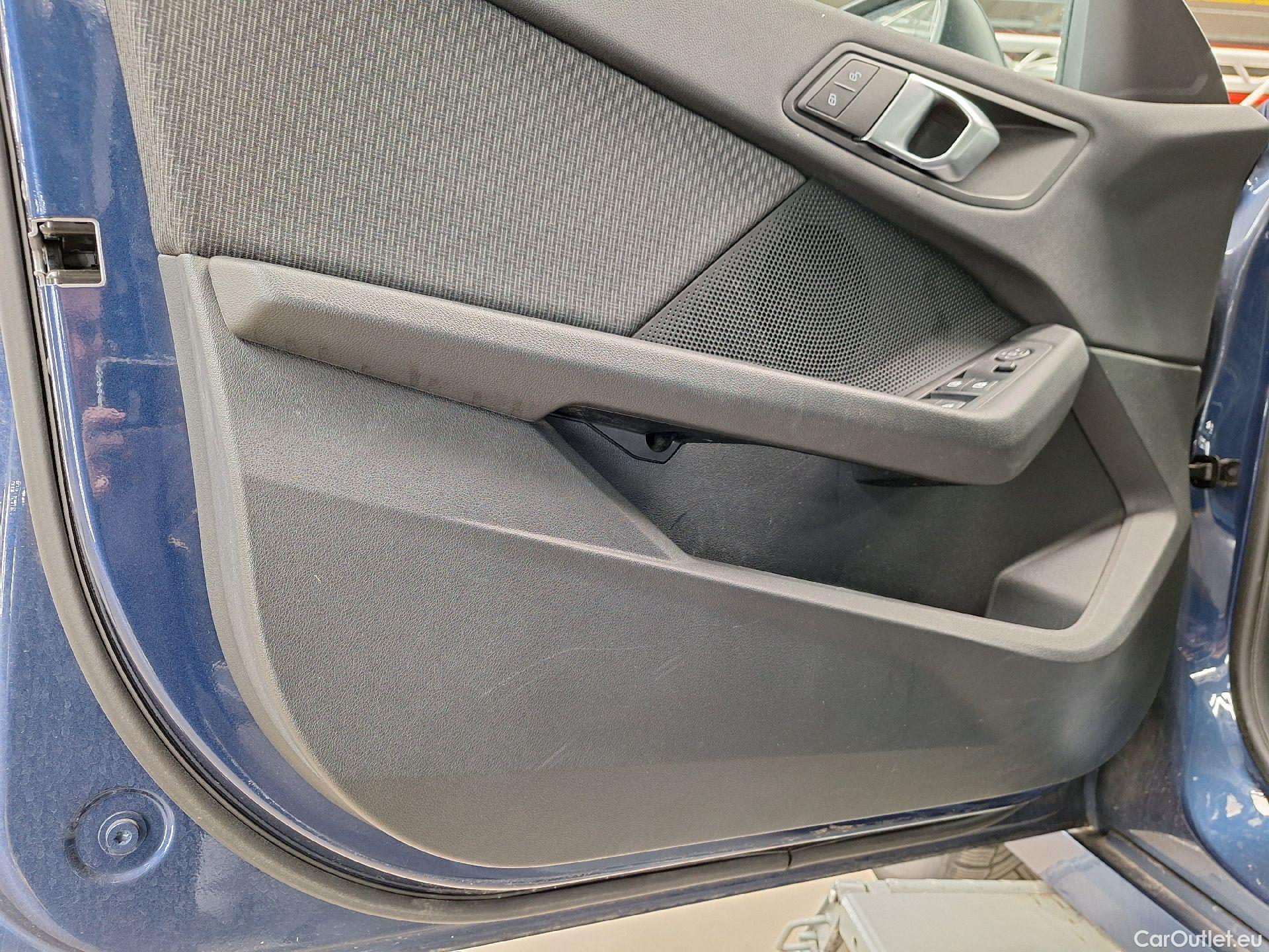  Bmw  Serie 1 BMW, 1-serie '19, BMW 1 Reeks Hatch 116d (85 kW) 5d #15