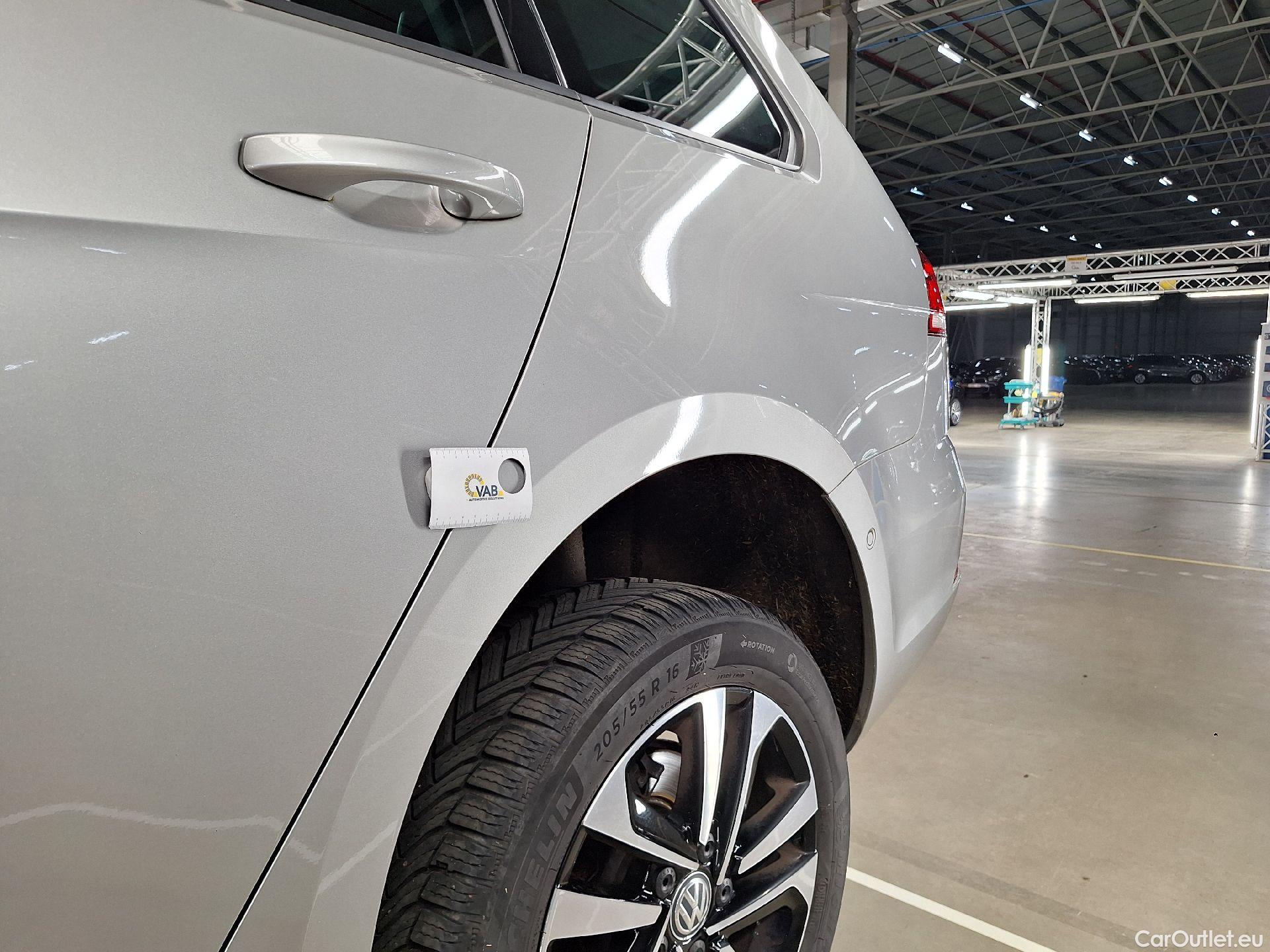  Volkswagen  Golf  VW, VII Var.FL'16, Volkswagen Variant 1.6 TDi IQ.Drive 5d #28