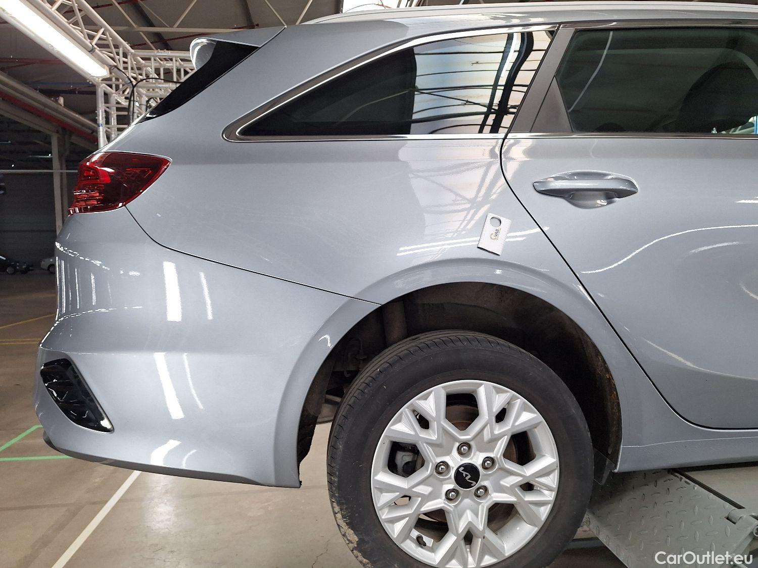  KIA  Cee'd Kia, Ceed SW FL'21, KIA  Sportswagon Pulse 1.6 CRDi 136 MHEV e-cl #24